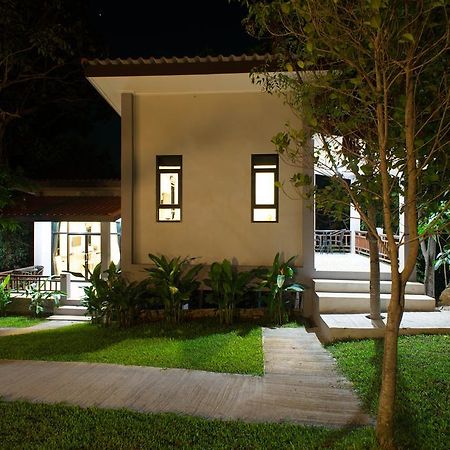 Sun Moon Star Resort Koh Phangan Haad Yao Exterior foto